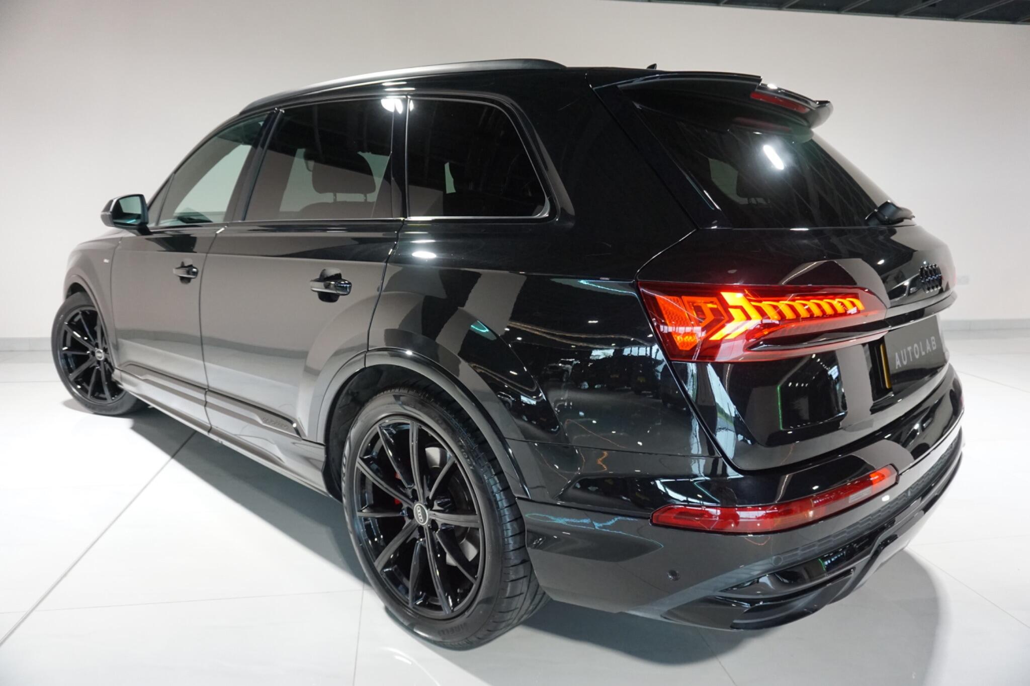Audi Q7 3.0 TFSI V6 55 Black Edition SUV 5dr Petrol Tiptronic quattro Euro 6 (s/s) (340 ps)